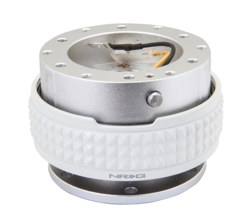 NRG Quick Release Kit - Pyramid Edition - Silver Body / Glow In The Dark Pyramid Ring - SRK-210SL/GL