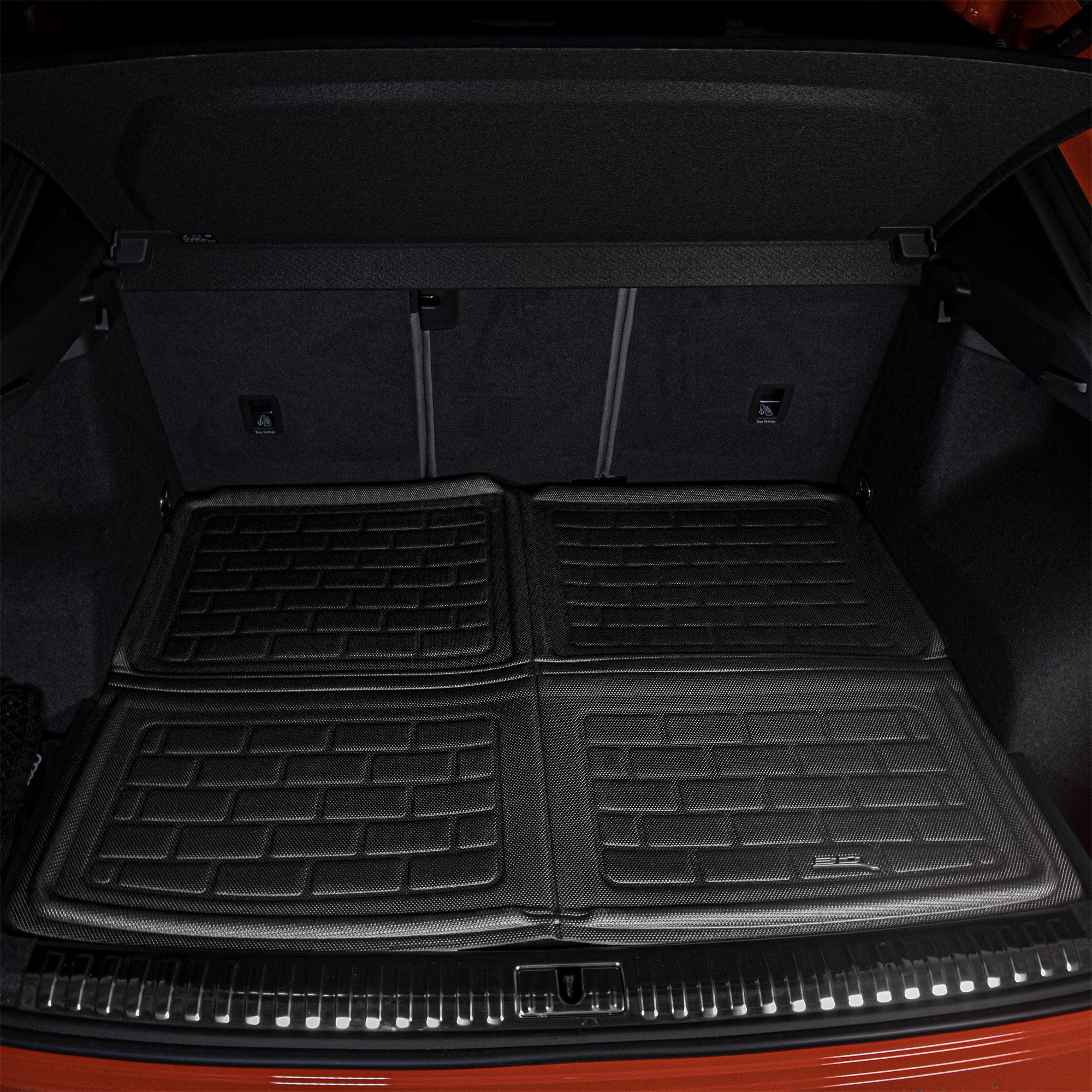 Kagu boot liner fitted in the vehicle - 3D MAXpider - Revzone