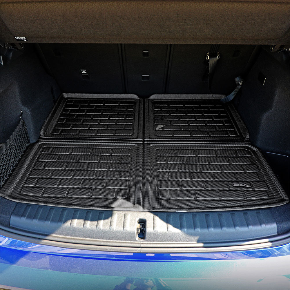 Kagu boot liner fitted in the vehicle - 3D MAXpider - Revzone