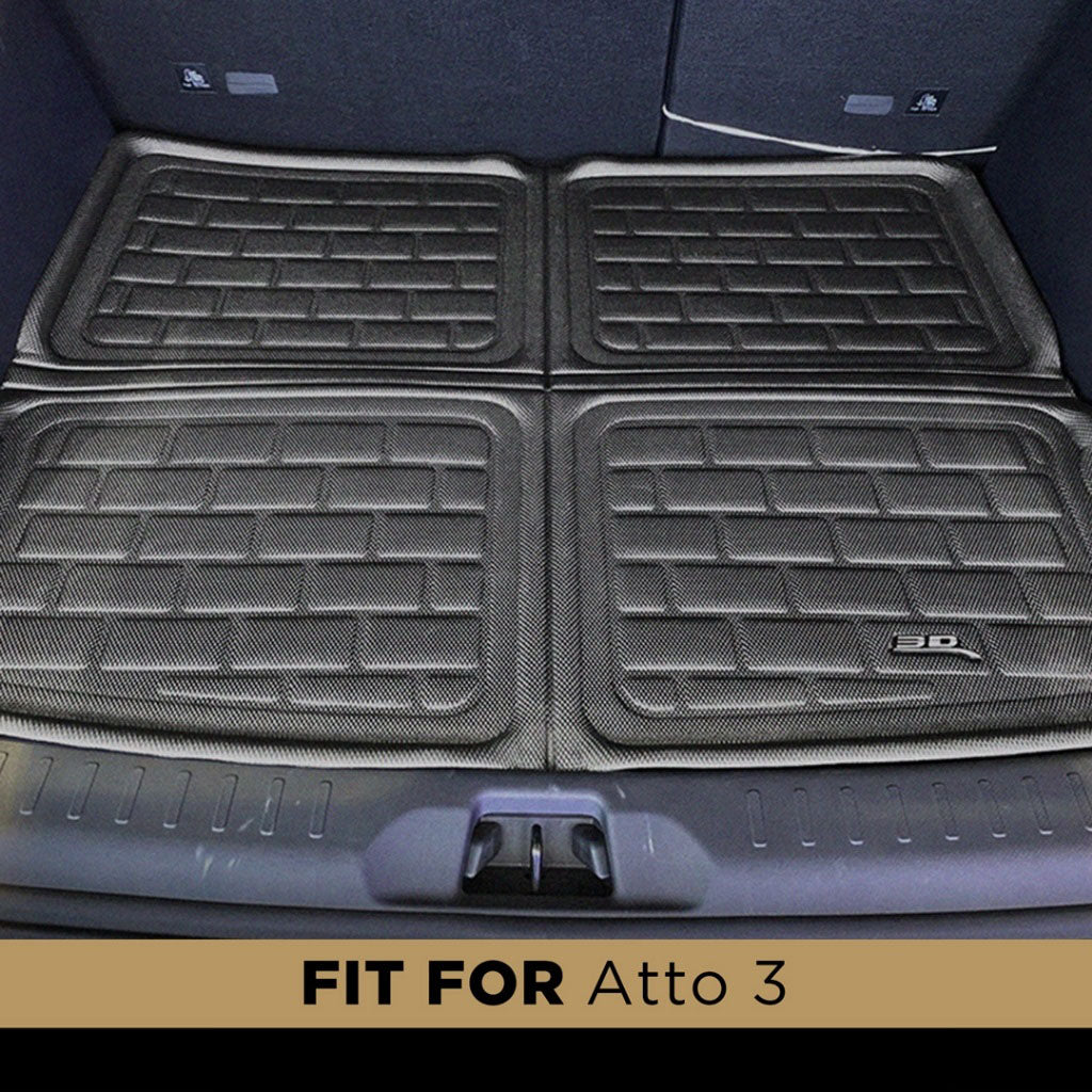 Kagu boot liner fitted in the vehicle - 3D MAXpider - Revzone