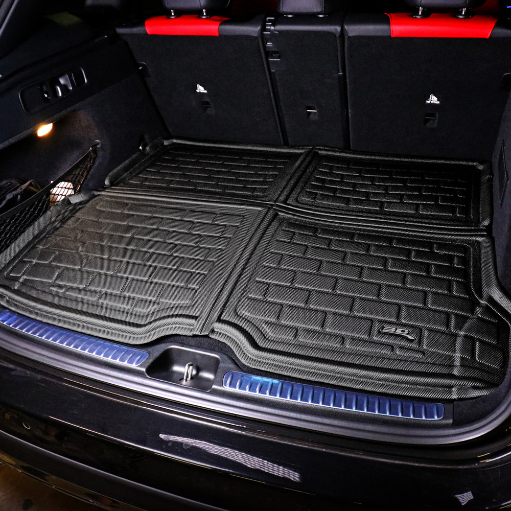 Kagu boot liner fitted in the vehicle - 3D MAXpider - Revzone