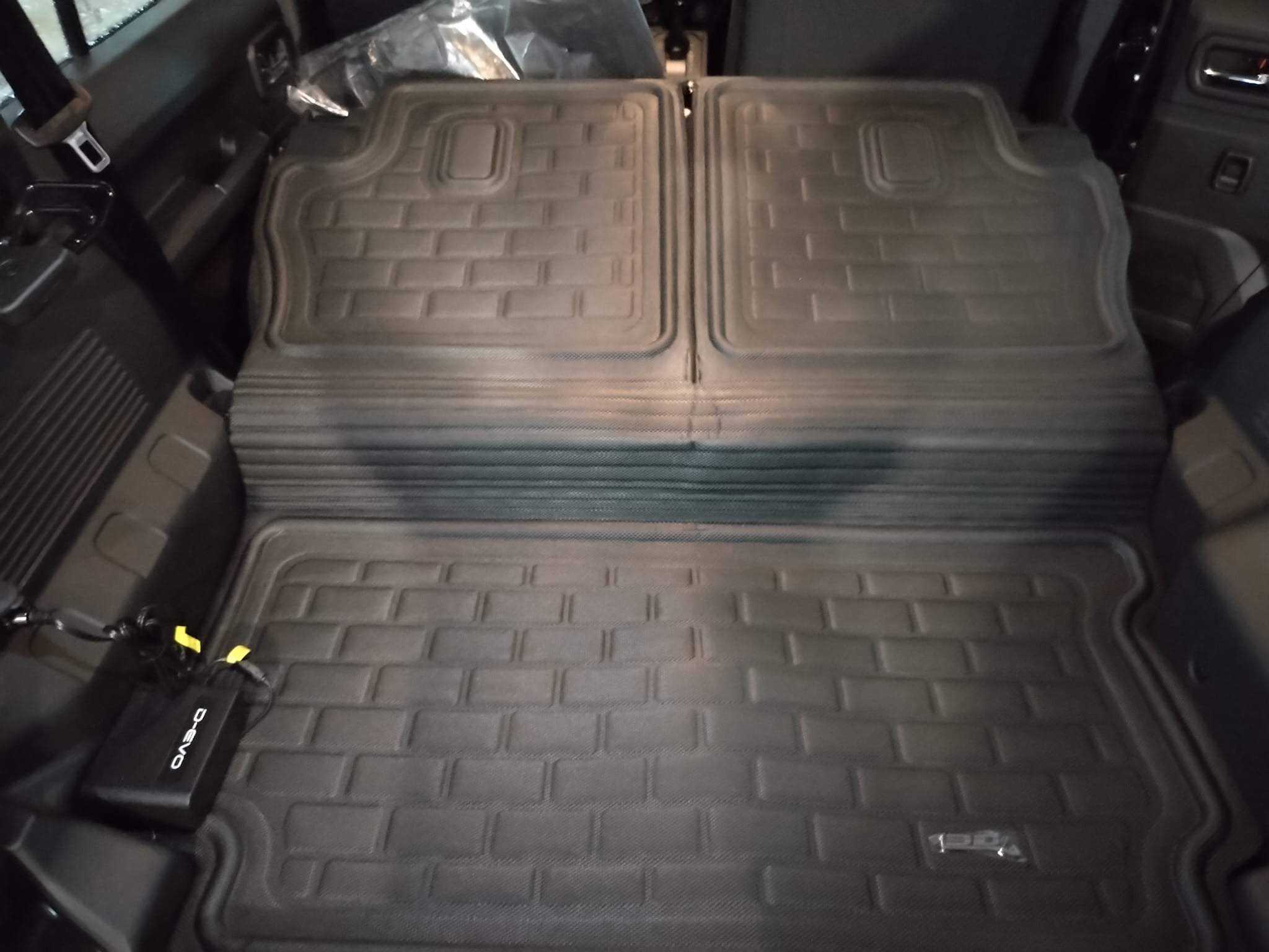 Kagu boot liner fitted in the vehicle - 3D MAXpider - Revzone