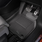 Kagu floor liners fitted in the vehicle - 3D MAXpider - Revzone