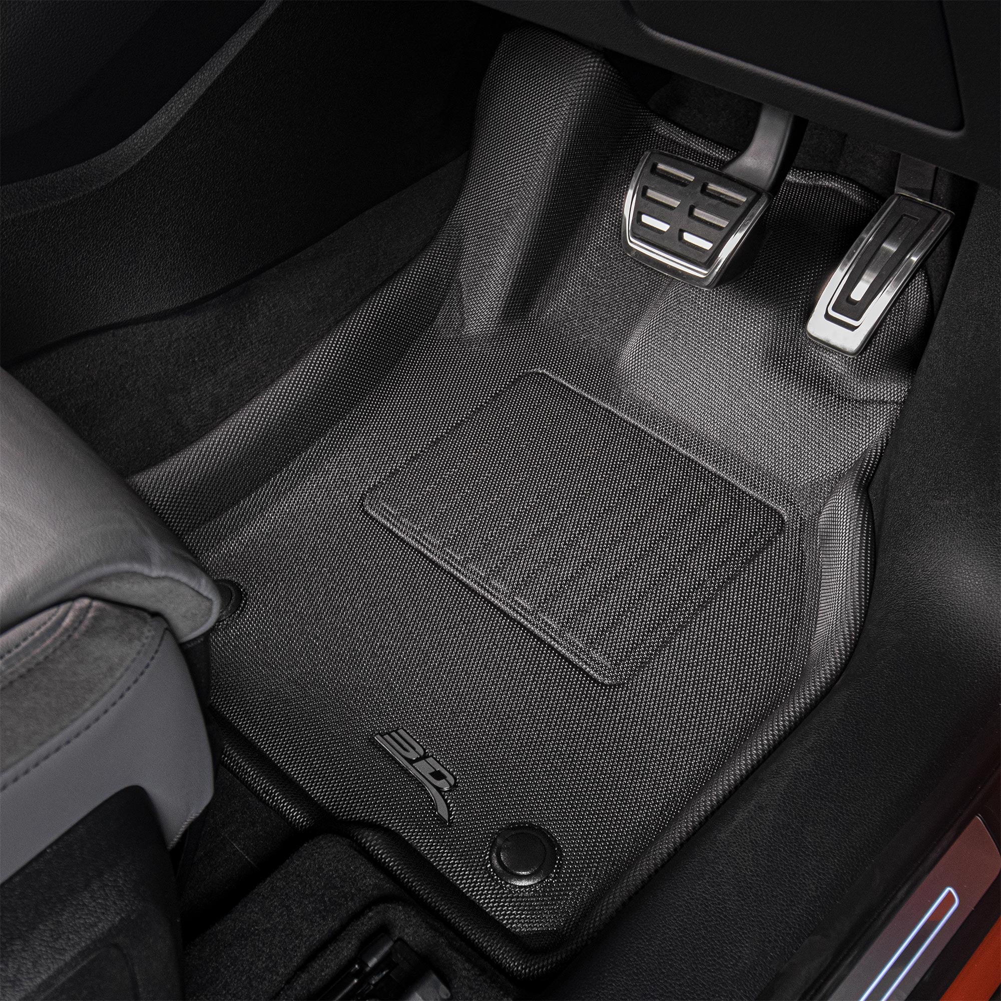 Kagu floor liners fitted in the vehicle - 3D MAXpider - Revzone
