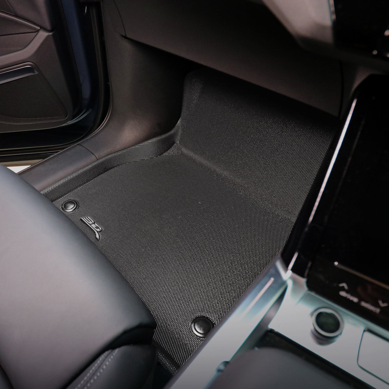 Kagu floor liners surface pattern detail - 3D MAXpider - Revzone