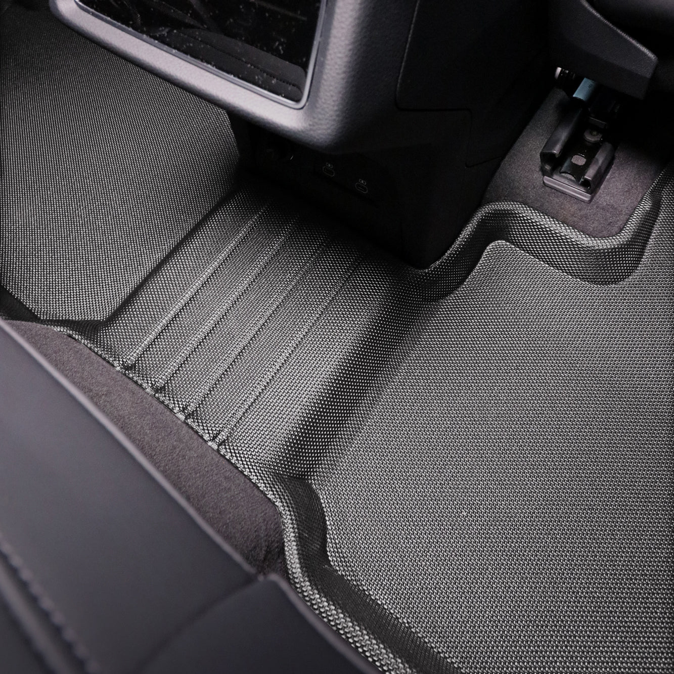 Kagu floor liners construction layers - 3D MAXpider - Revzone