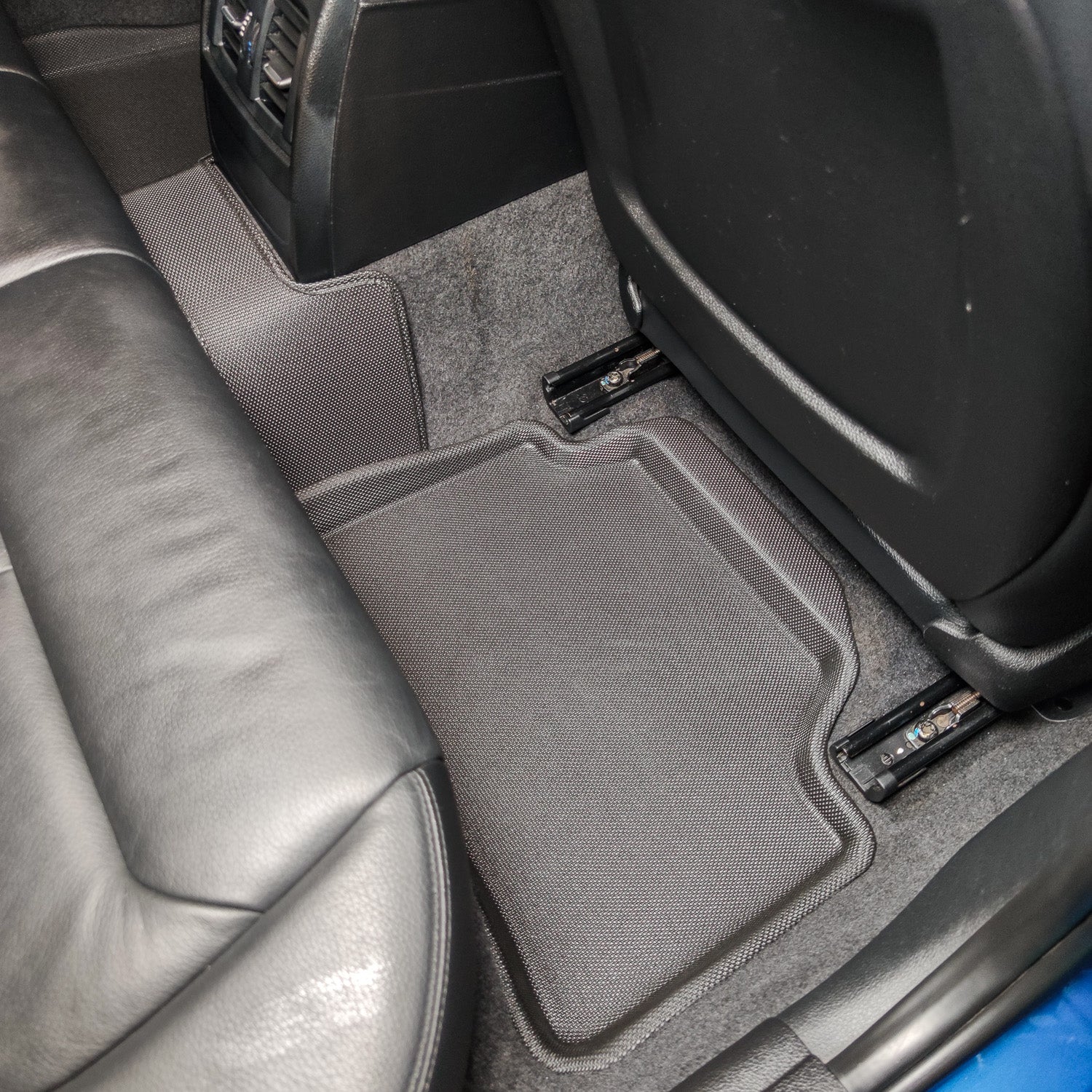 Kagu floor liners anti-skid backing detail - 3D MAXpider - Revzone
