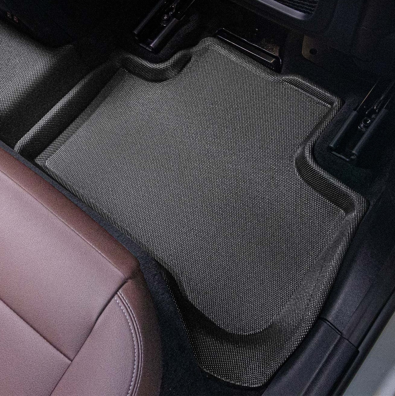 Kagu floor liner anti-skid backing detail - 3D MAXpider - Revzone