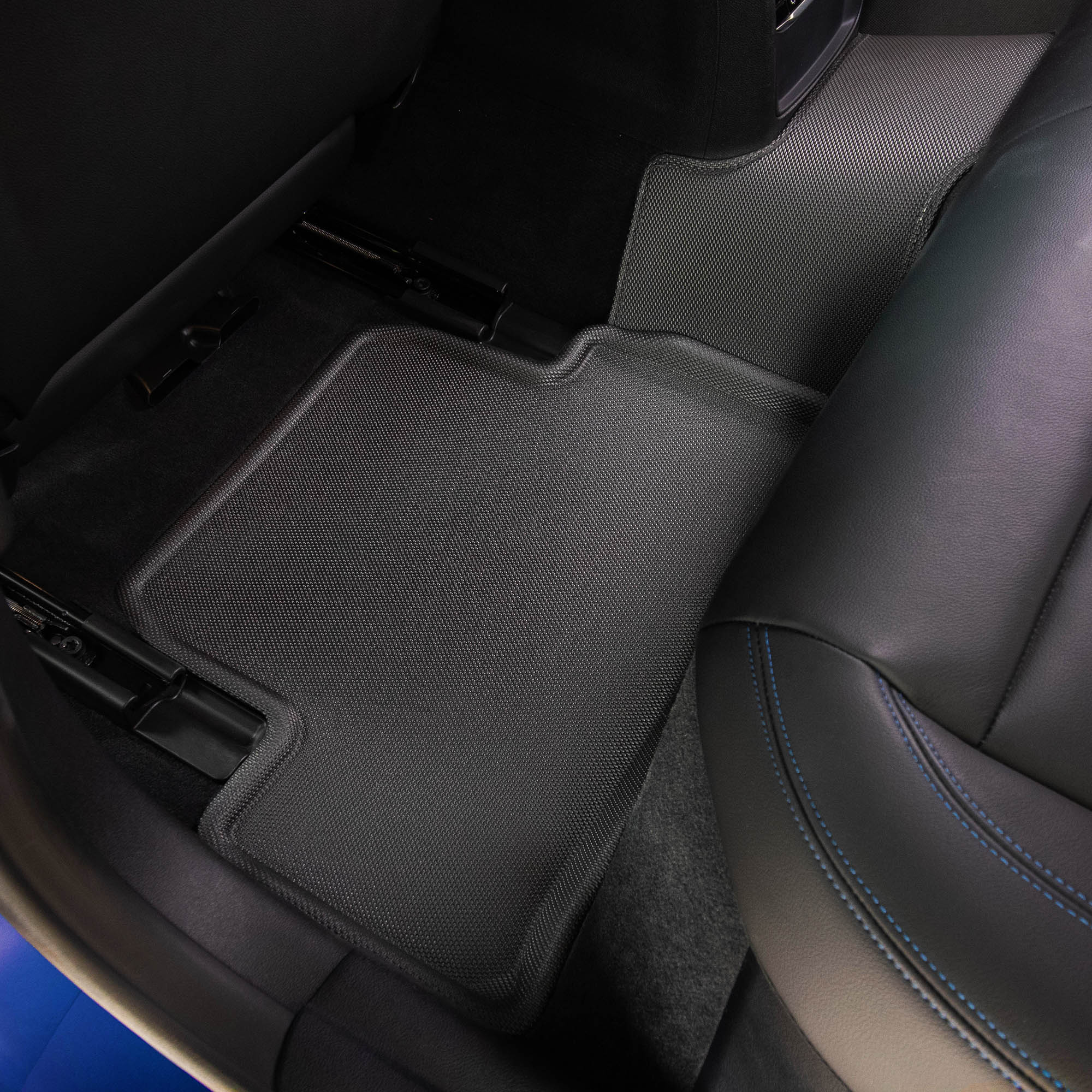 Kagu floor liners construction layers - 3D MAXpider - Revzone