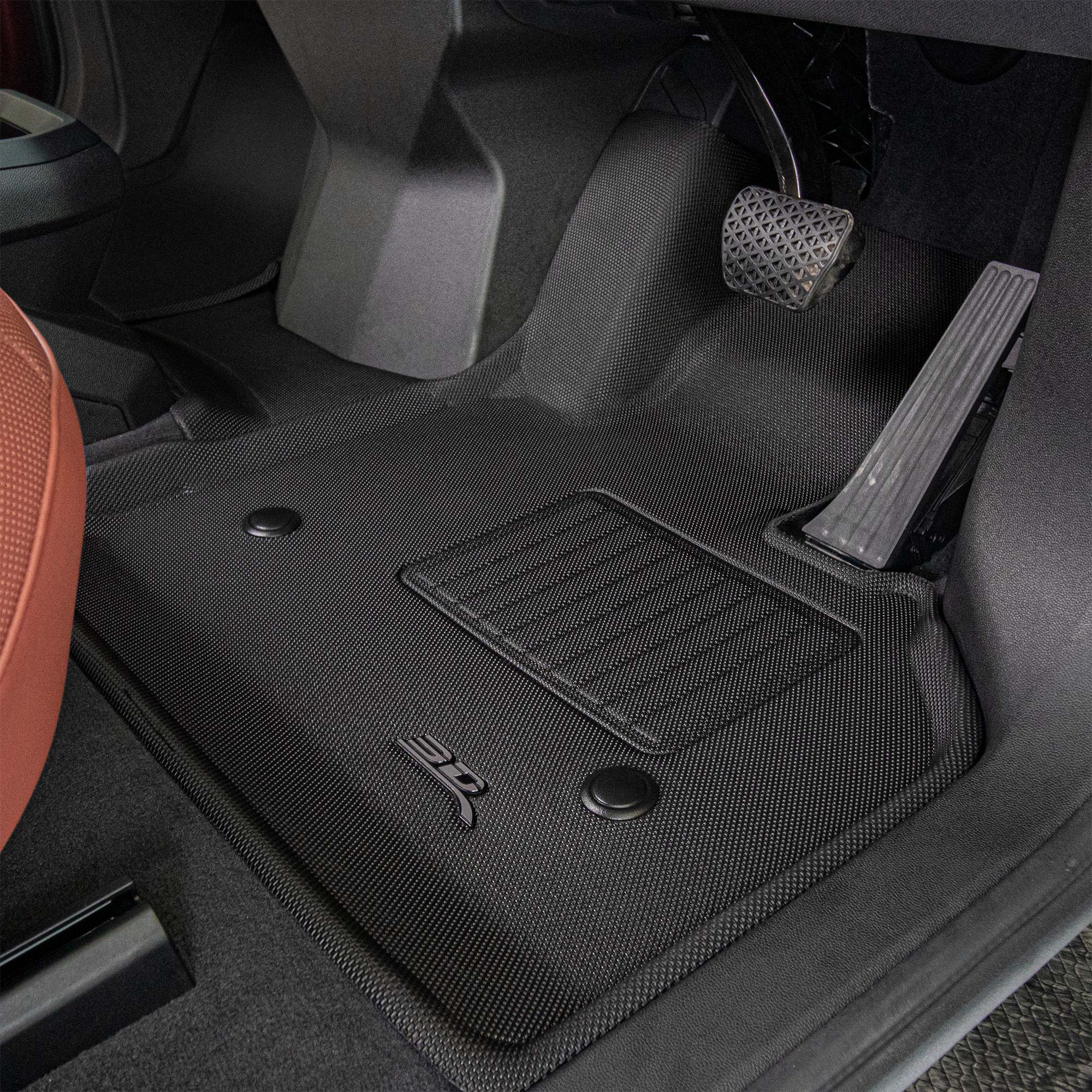 Kagu floor liners fitted in the vehicle - 3D MAXpider - Revzone