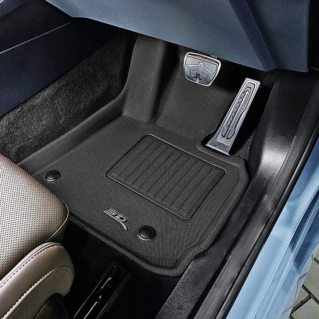 Kagu floor liners fitted in the vehicle - 3D MAXpider - Revzone