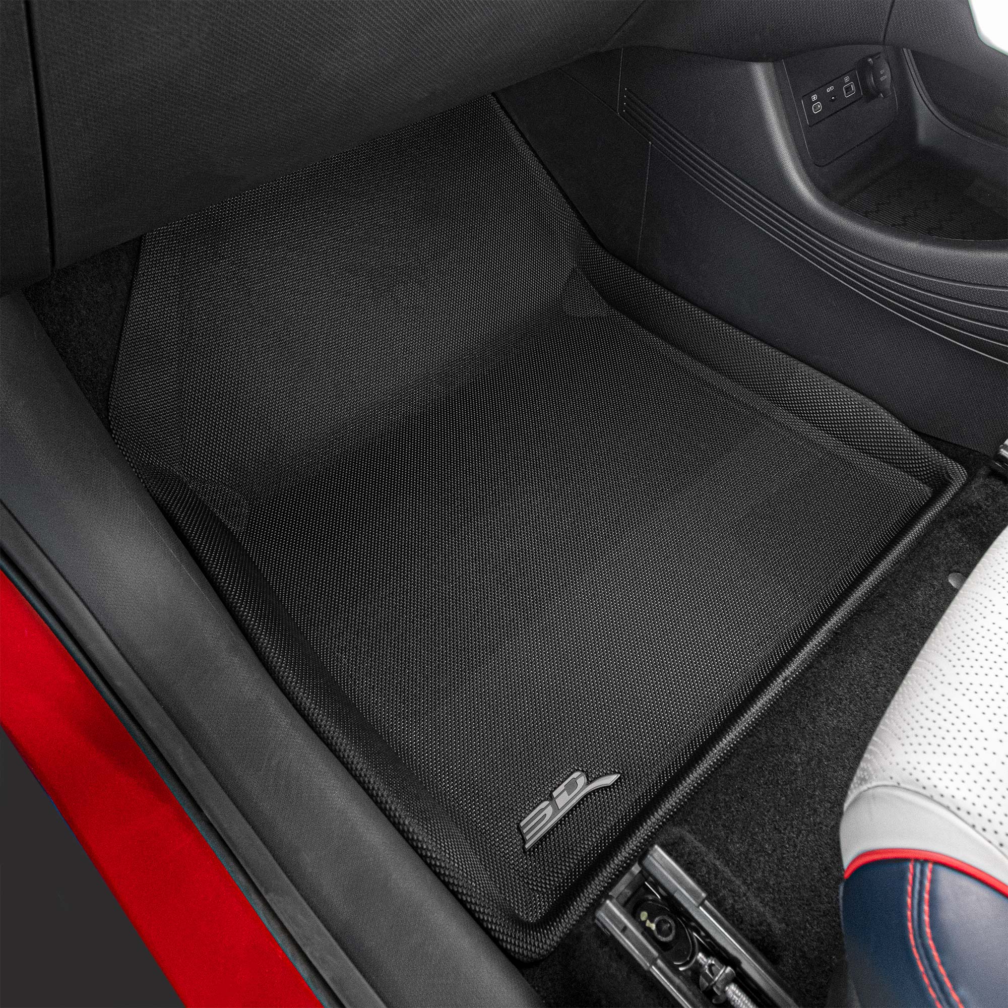 Kagu floor liners raised edge detail - 3D MAXpider - Revzone
