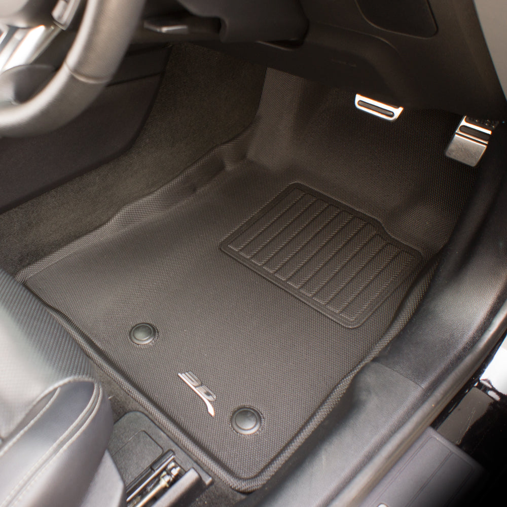 Kagu floor liners fitted in the vehicle - 3D MAXpider - Revzone