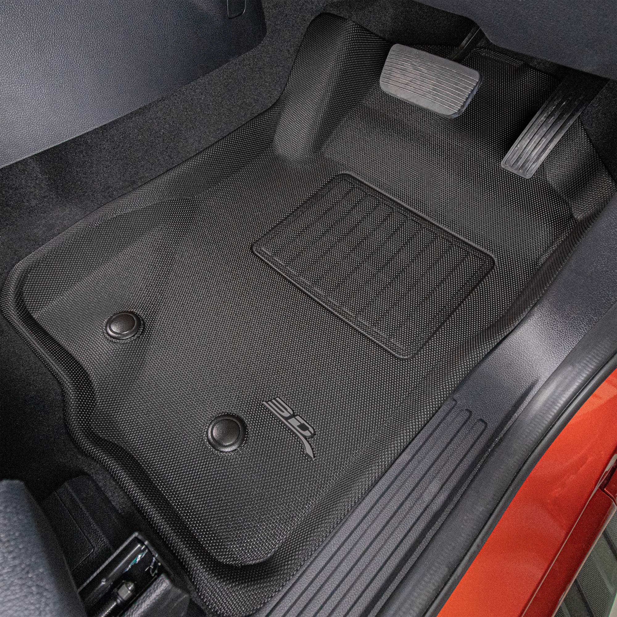 Kagu floor liners fitted in the vehicle - 3D MAXpider - Revzone