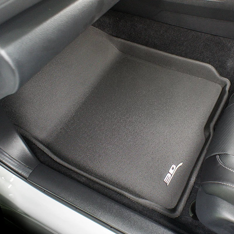 Kagu floor liners raised edge detail - 3D MAXpider - Revzone