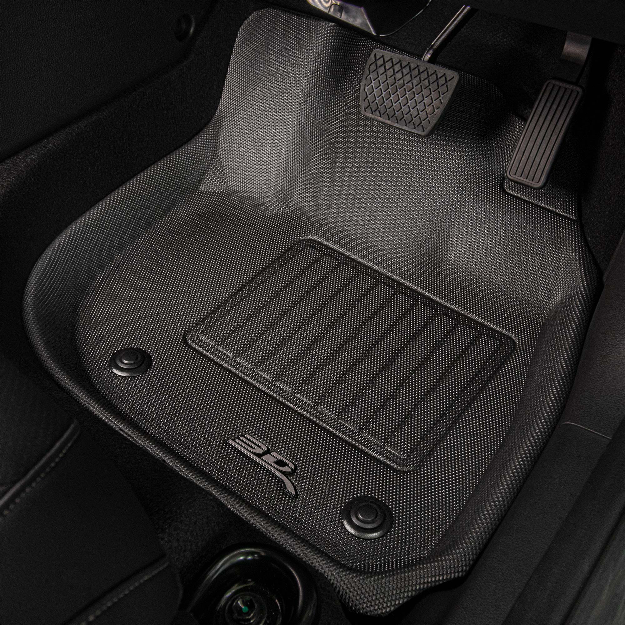 Kagu floor liners fitted in the vehicle - 3D MAXpider - Revzone