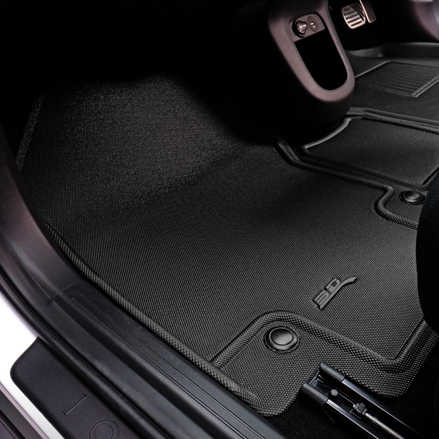 Kagu floor liners surface pattern detail - 3D MAXpider - Revzone