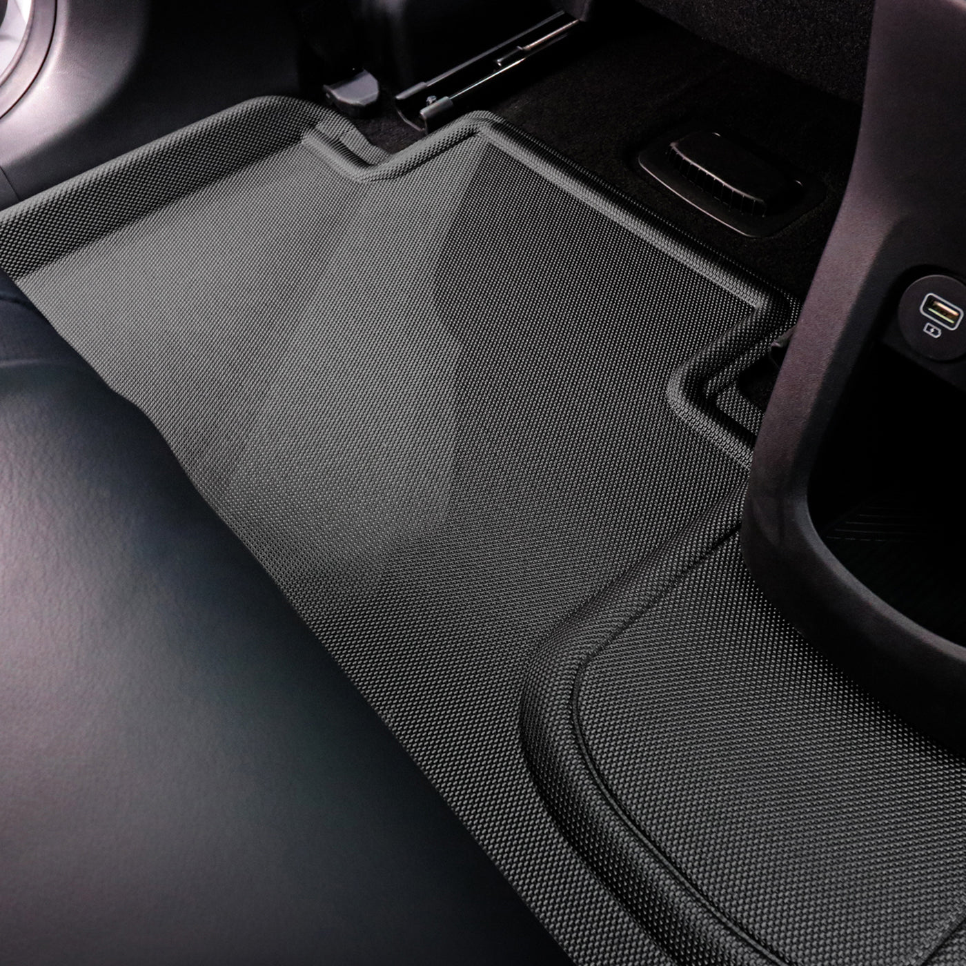Kagu floor liners anti-skid backing detail - 3D MAXpider - Revzone