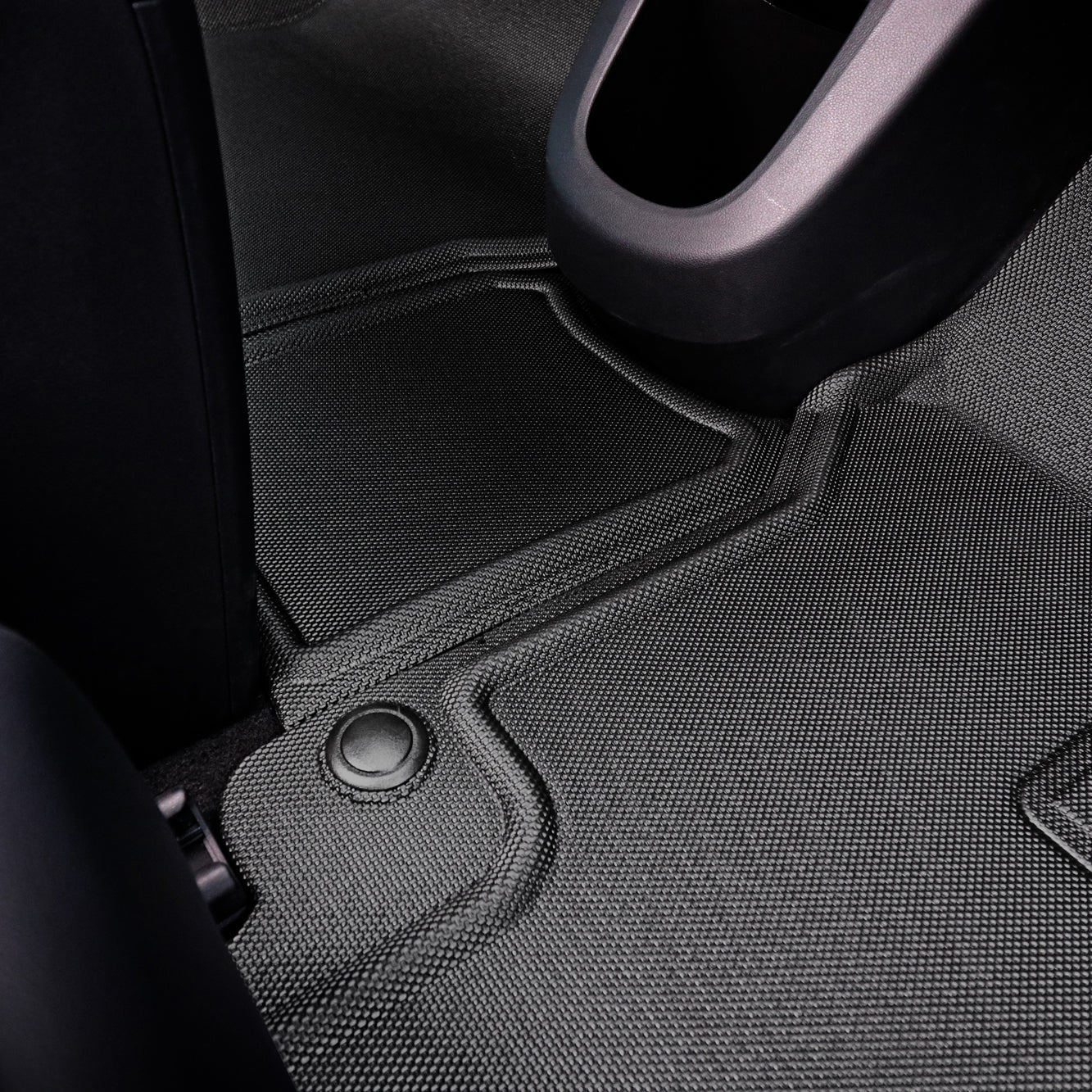 Kagu floor liners raised edge detail - 3D MAXpider - Revzone