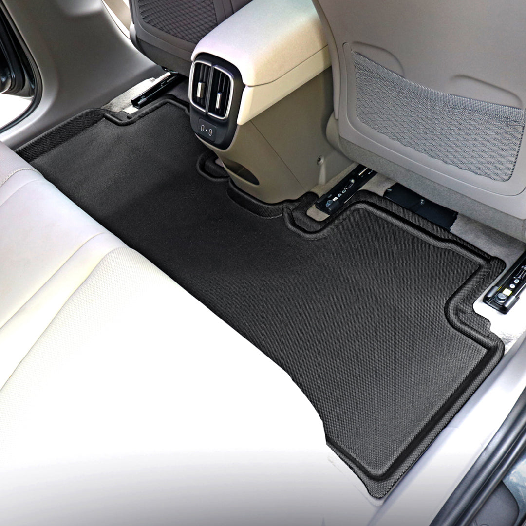 Kagu floor liners raised edge detail - 3D MAXpider - Revzone