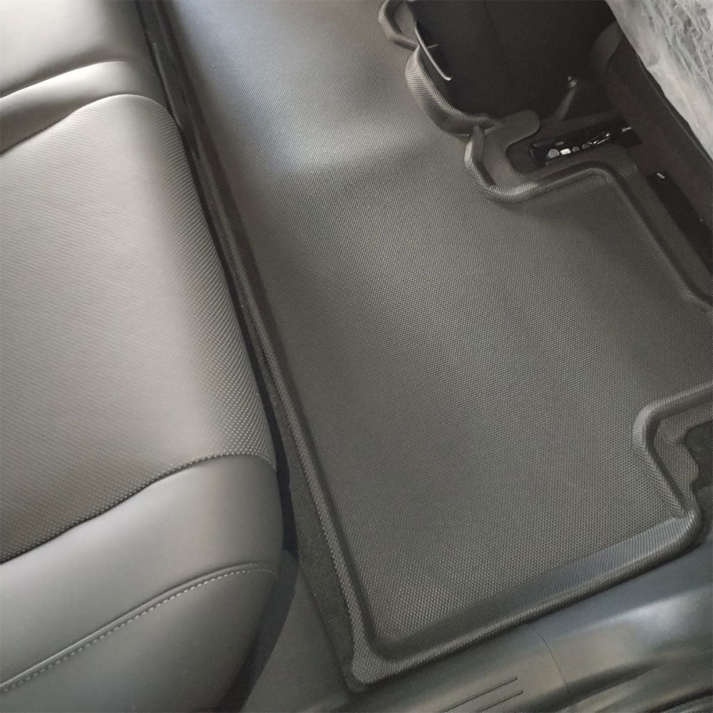 Kagu floor liners anti-skid backing detail - 3D MAXpider - Revzone