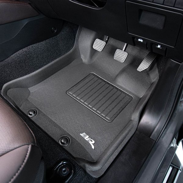 Kagu floor liners fitted in the vehicle - 3D MAXpider - Revzone