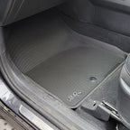 Kagu floor liners surface pattern detail - 3D MAXpider - Revzone