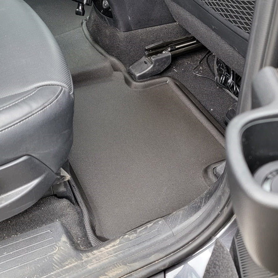 Kagu floor liners raised edge detail - 3D MAXpider - Revzone