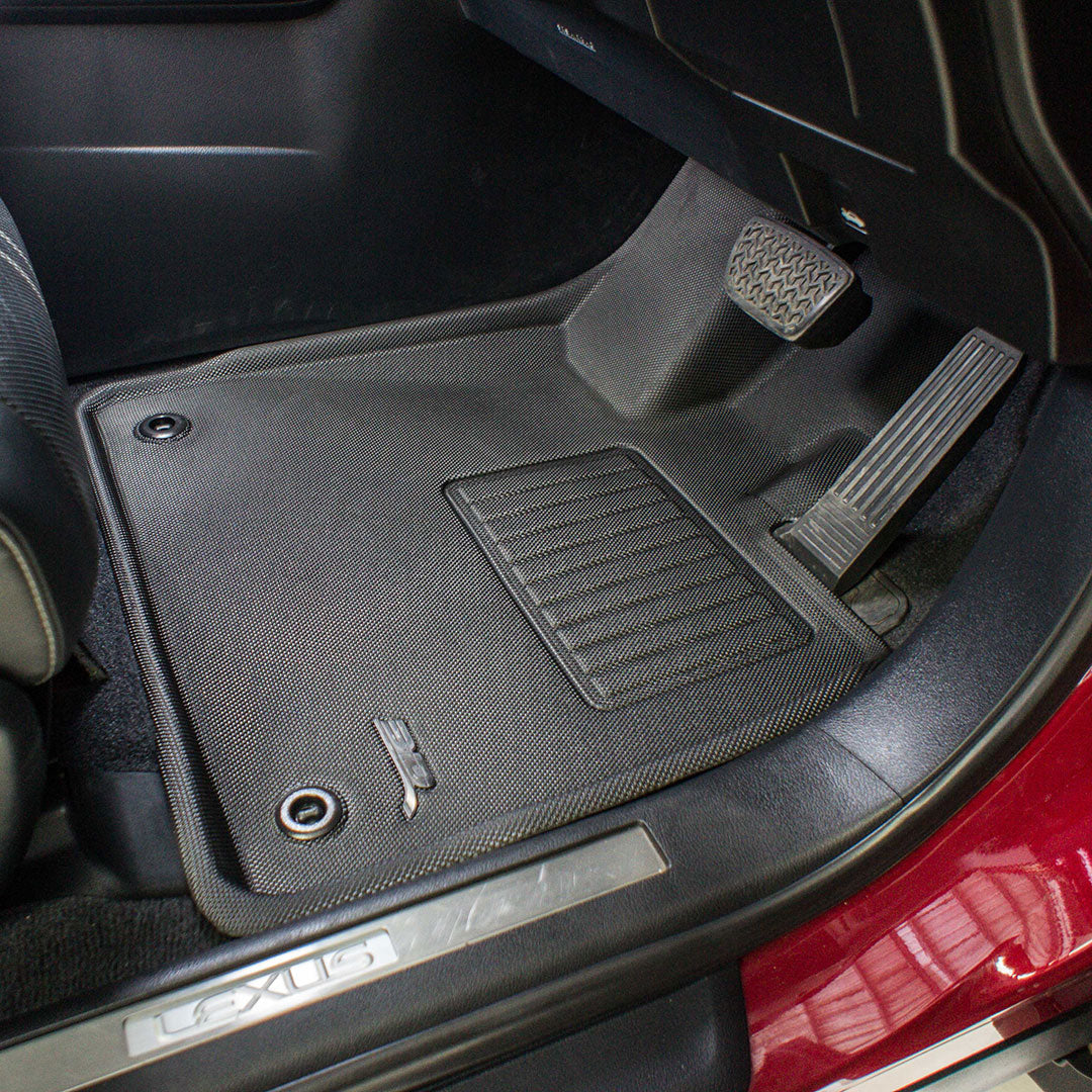 Kagu floor liners fitted in the vehicle - 3D MAXpider - Revzone
