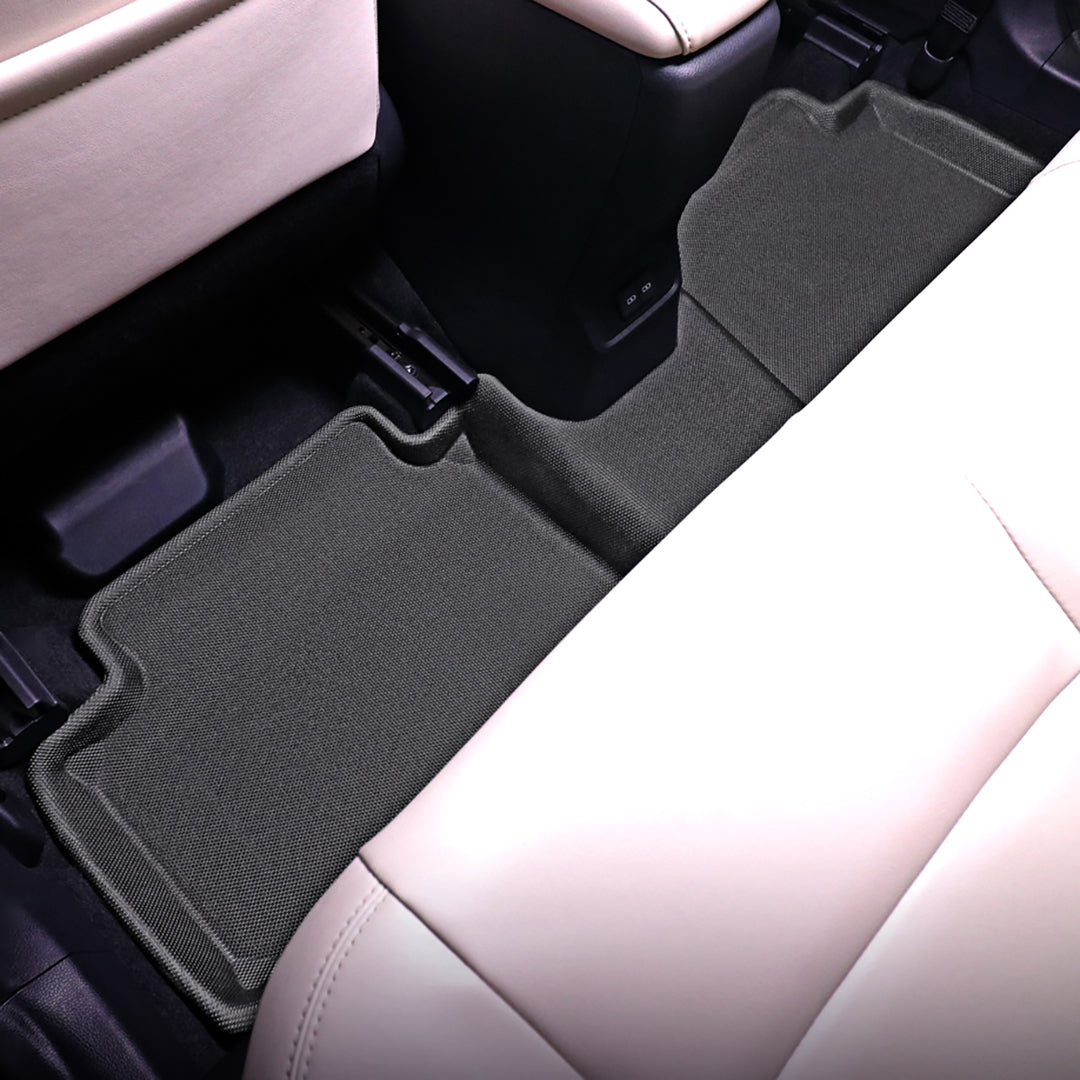Kagu floor liners anti-skid backing detail - 3D MAXpider - Revzone
