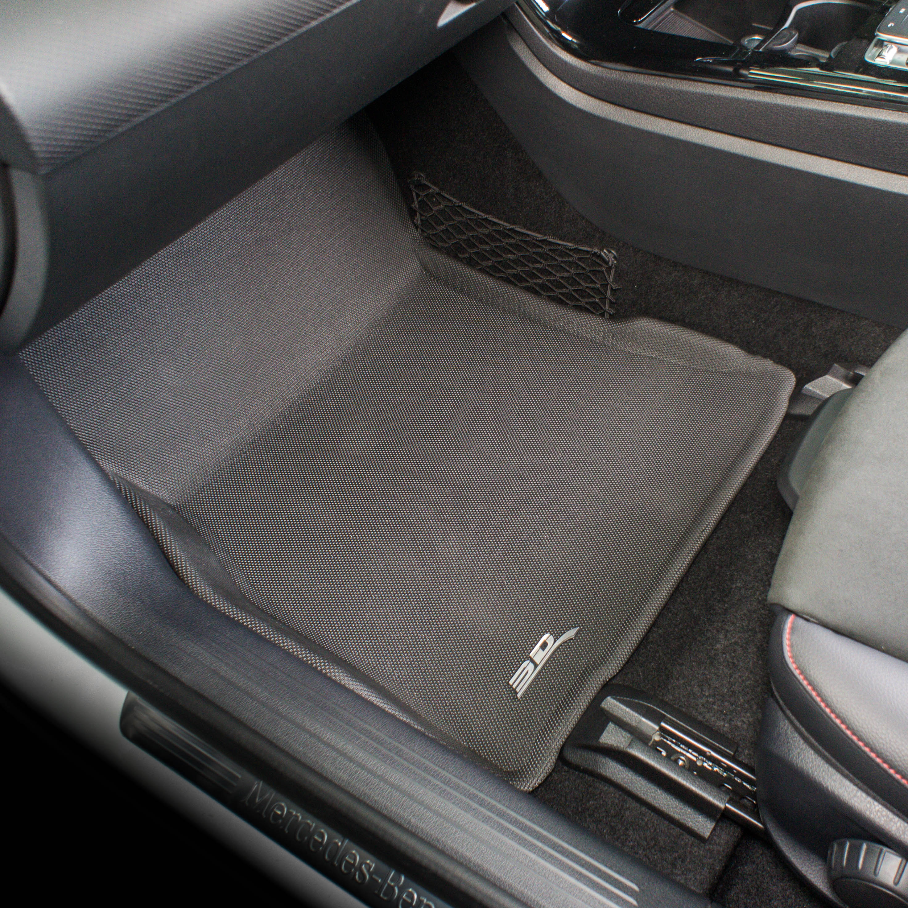 Kagu floor liners raised edge detail - 3D MAXpider - Revzone
