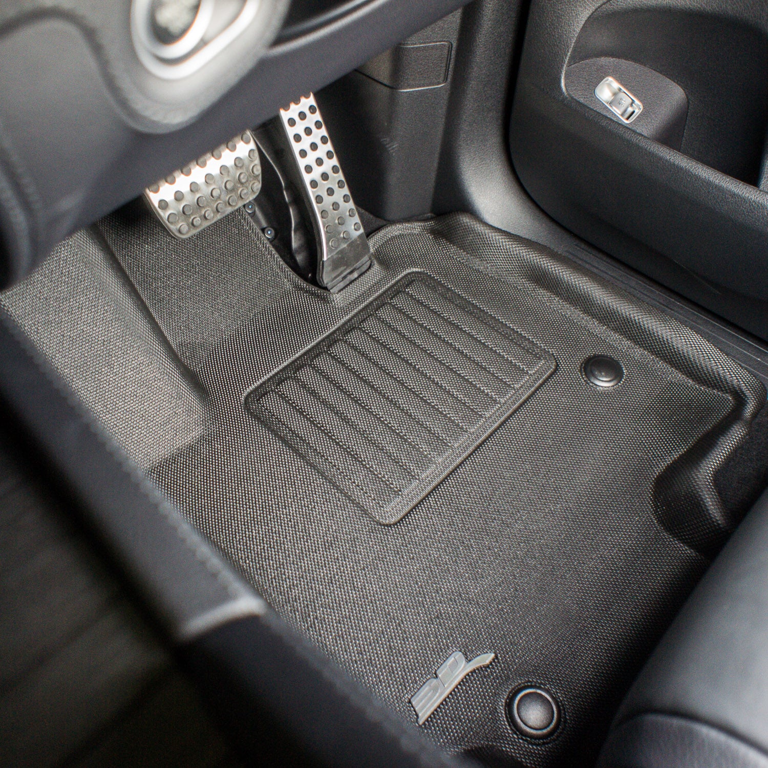 Kagu floor liners surface pattern detail - 3D MAXpider - Revzone