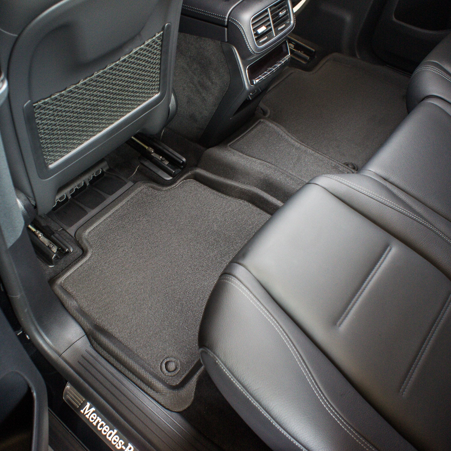Kagu floor liners anti-skid backing detail - 3D MAXpider - Revzone