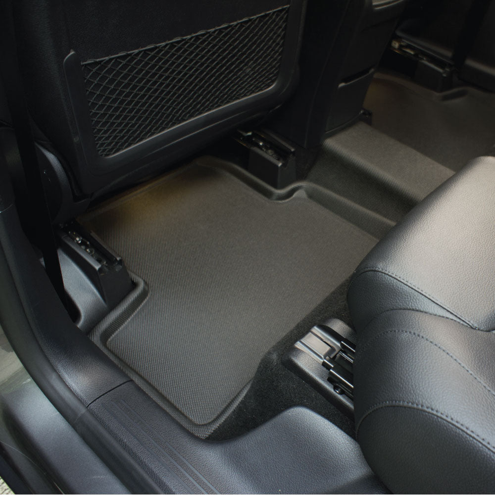Kagu floor liners raised edge detail - 3D MAXpider - Revzone