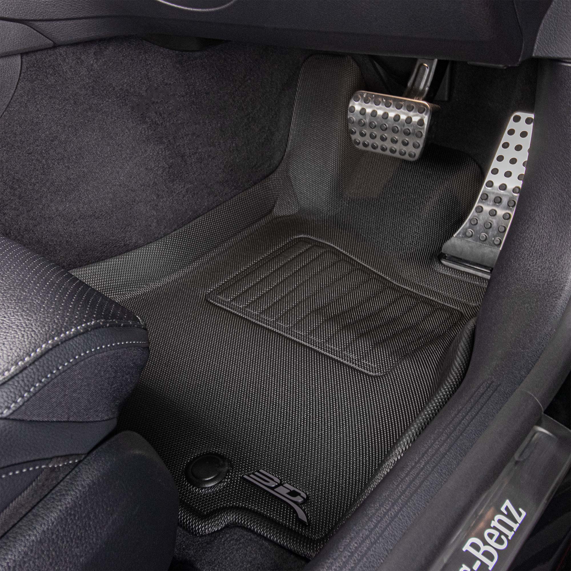 Kagu floor liners fitted in the vehicle - 3D MAXpider - Revzone