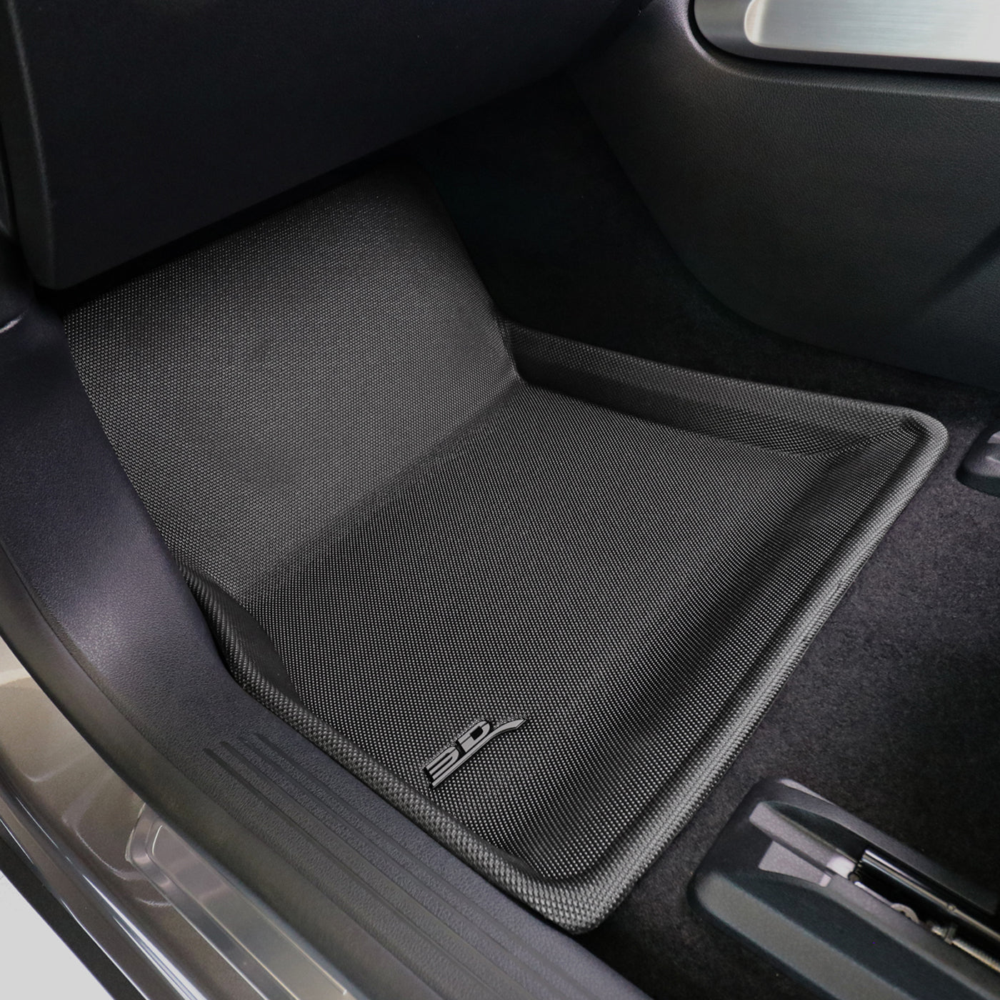 Kagu floor liners surface pattern detail - 3D MAXpider - Revzone