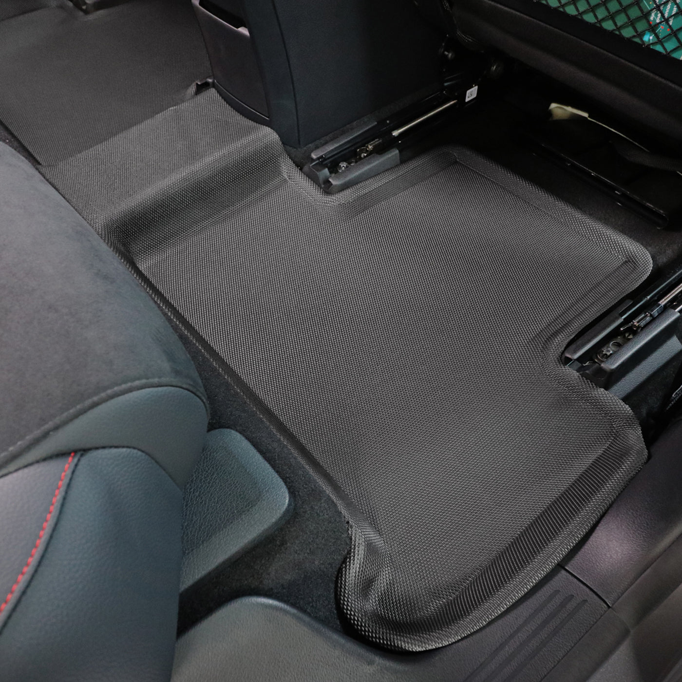 Kagu floor liners anti-skid backing detail - 3D MAXpider - Revzone