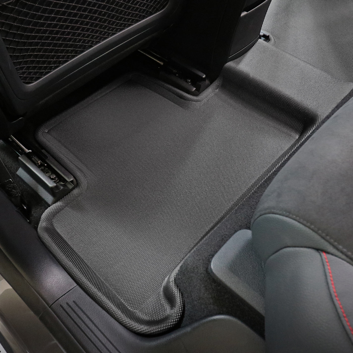 Kagu floor liners construction layers - 3D MAXpider - Revzone