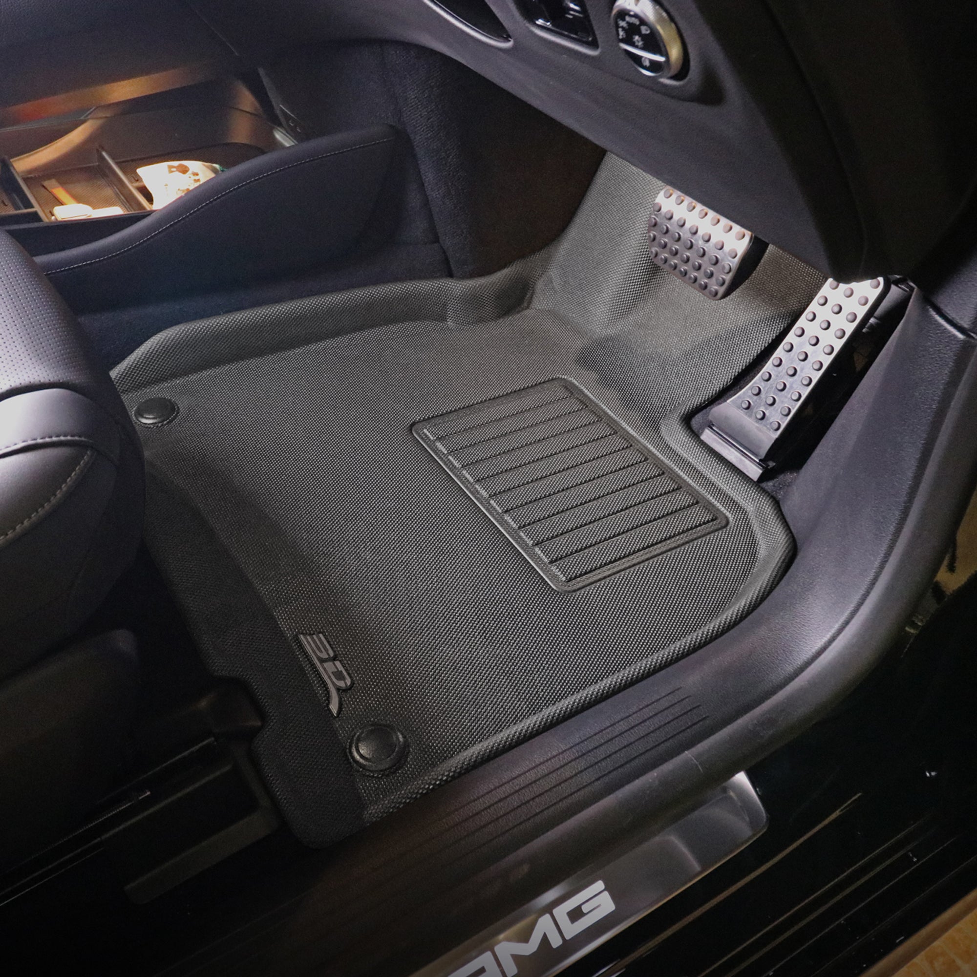 Kagu floor liners fitted in the vehicle - 3D MAXpider - Revzone
