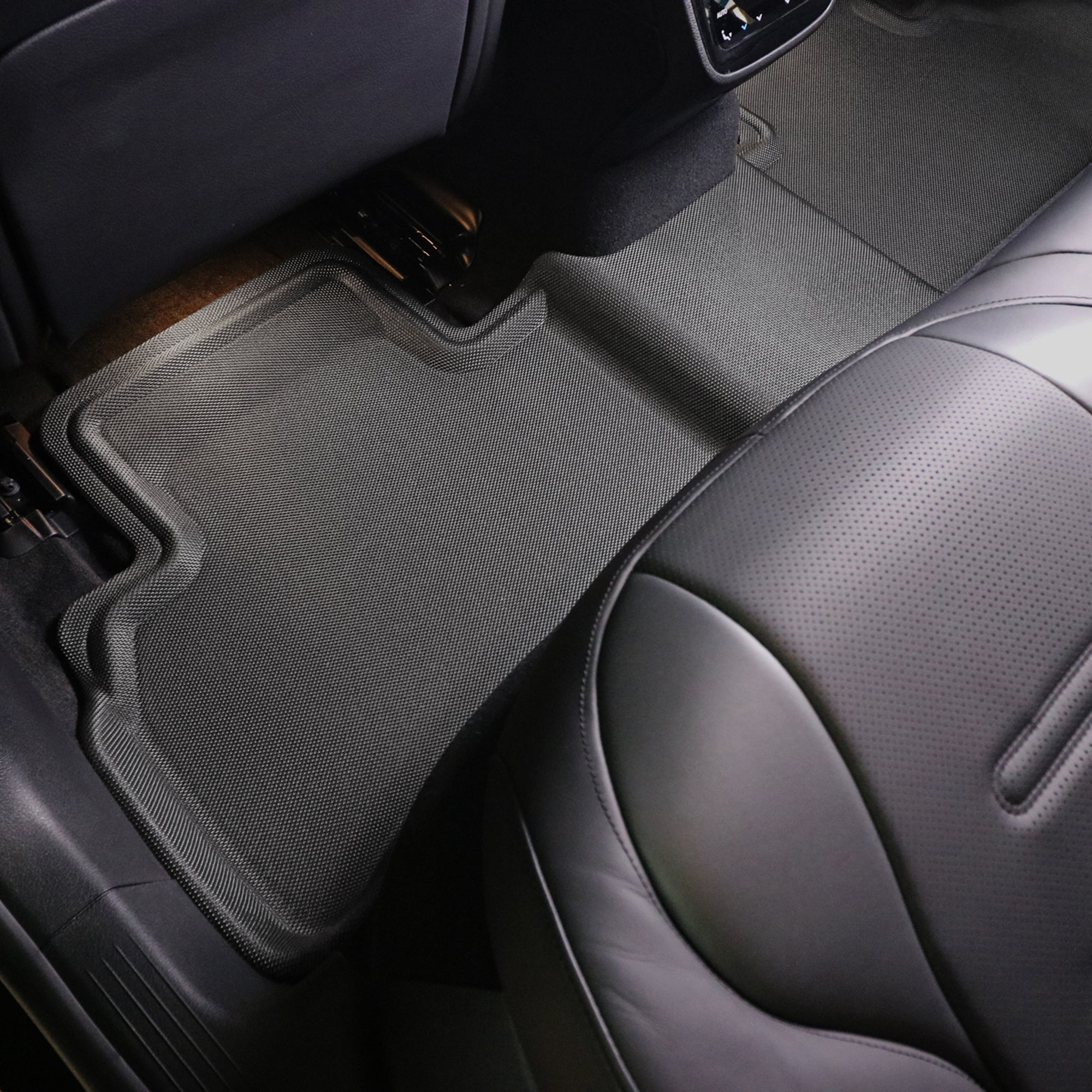 Kagu floor liners construction layers - 3D MAXpider - Revzone