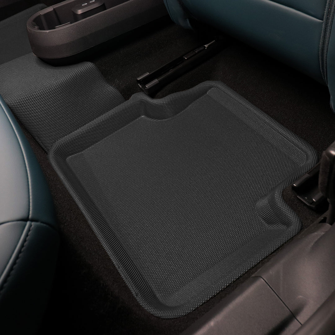 Kagu floor liners anti-skid backing detail - 3D MAXpider - Revzone