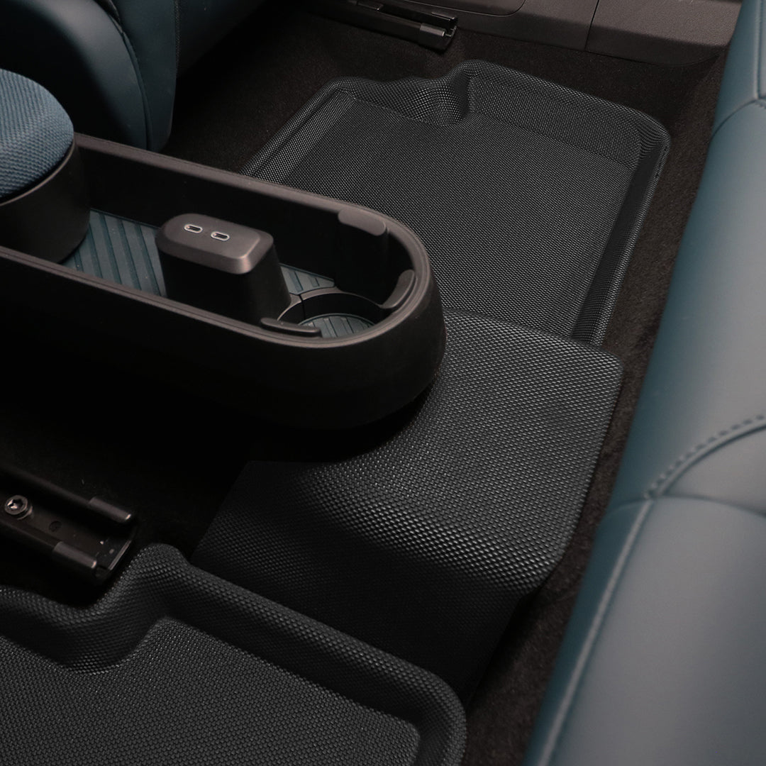 Kagu floor liners construction layers - 3D MAXpider - Revzone