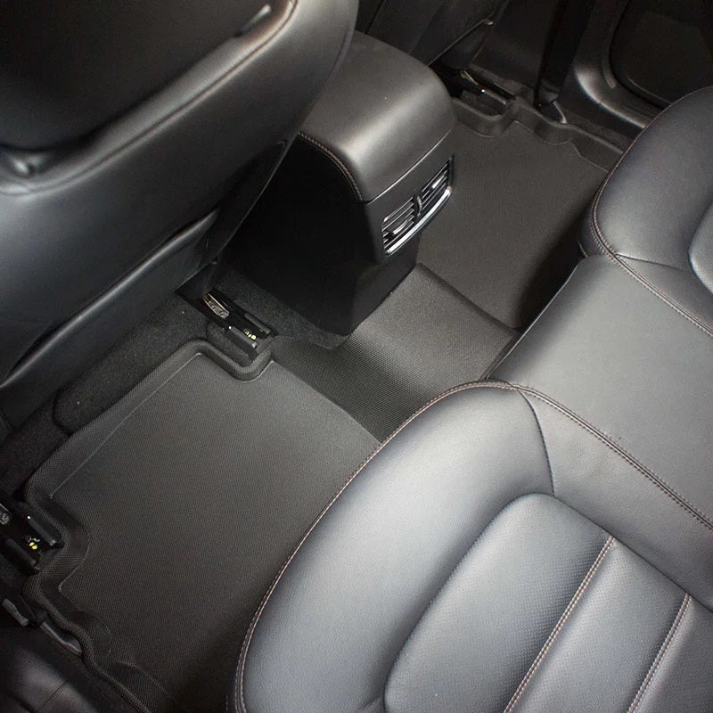 Kagu floor liners anti-skid backing detail - 3D MAXpider - Revzone