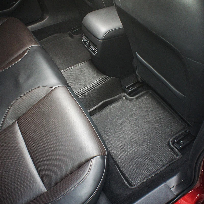 Kagu floor liners anti-skid backing detail - 3D MAXpider - Revzone