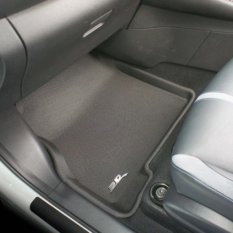 Kagu floor liners surface pattern detail - 3D MAXpider - Revzone