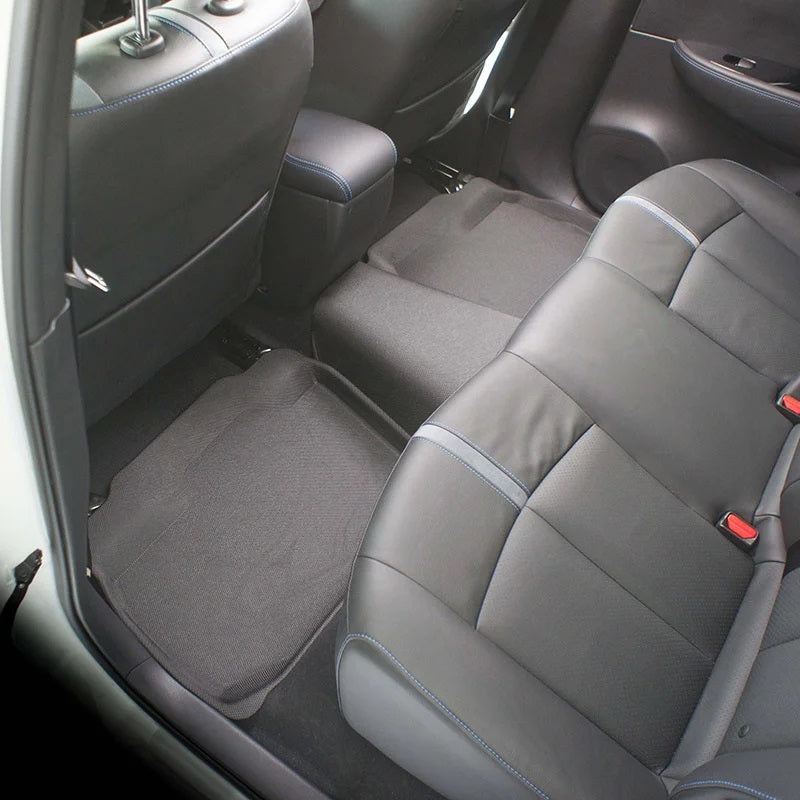 Kagu floor liners raised edge detail - 3D MAXpider - Revzone