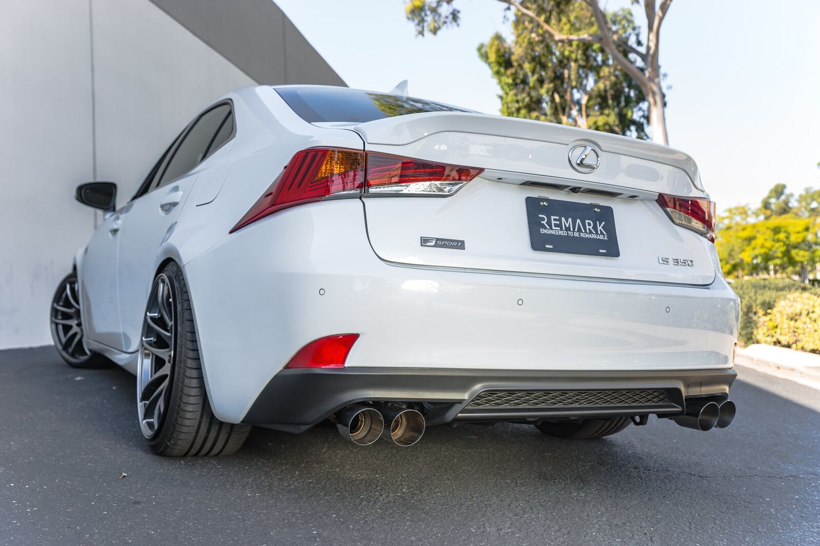Remark Axle-Back Exhaust Stainless Single Wall Tip - Lexus IS200T/IS300/IS350 XE30 17-19 / Lexus RC200T/RC300/RC350 XE30 15+