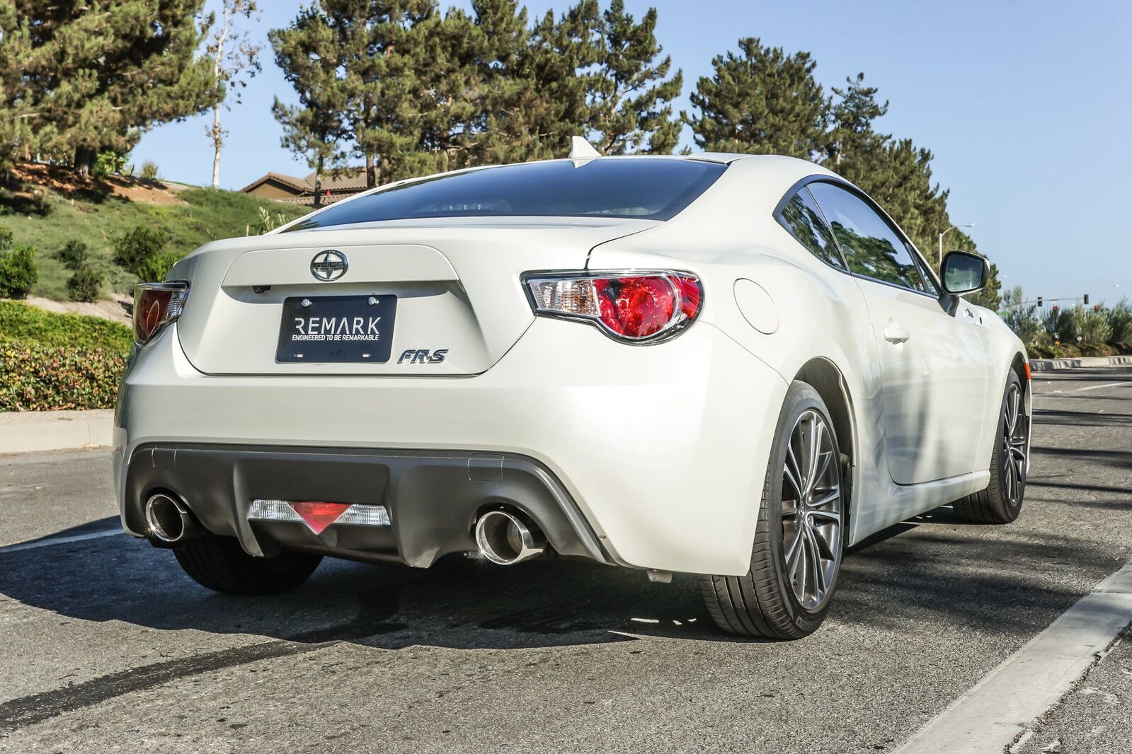 Remark Axle-Back Exhaust Stainless Single Wall Tip - Subaru BRZ / Toyota 86 ZC6/ZN6 12-21
