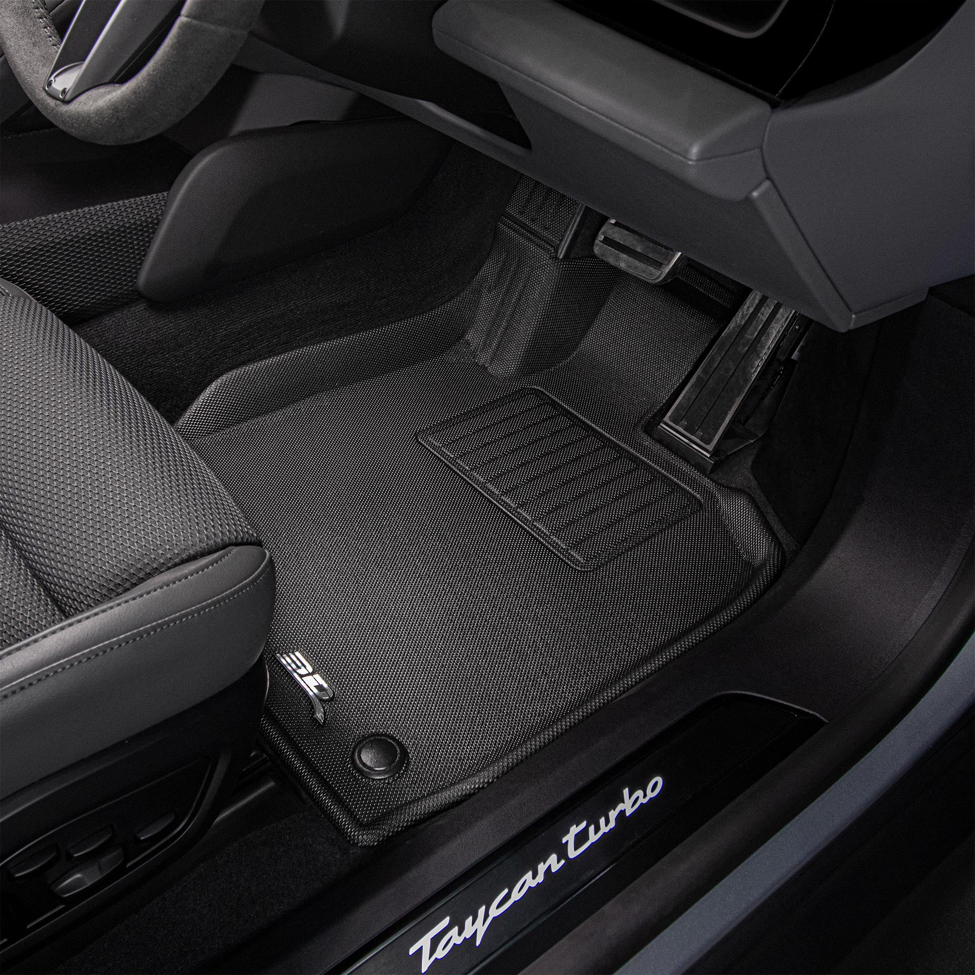 Kagu floor liners fitted in the vehicle - 3D MAXpider - Revzone