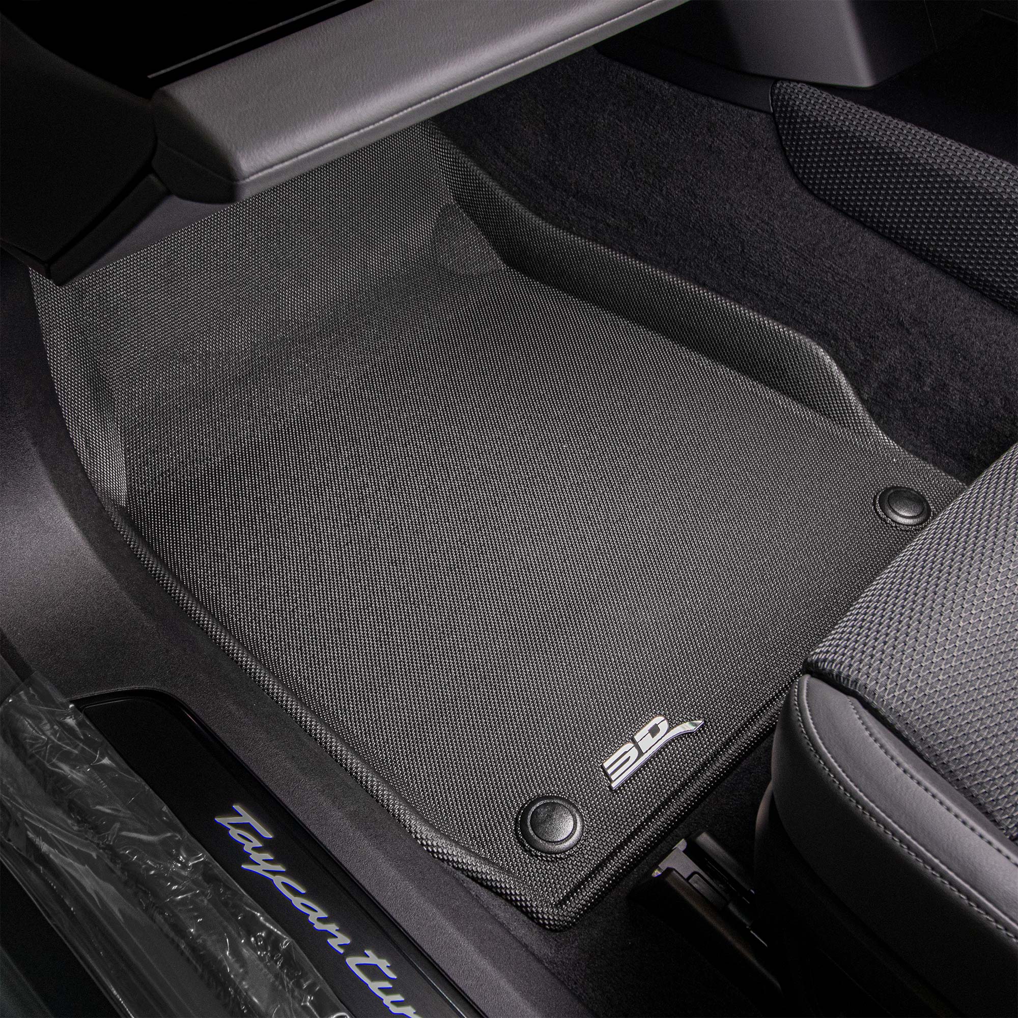 Kagu floor liners surface pattern detail - 3D MAXpider - Revzone